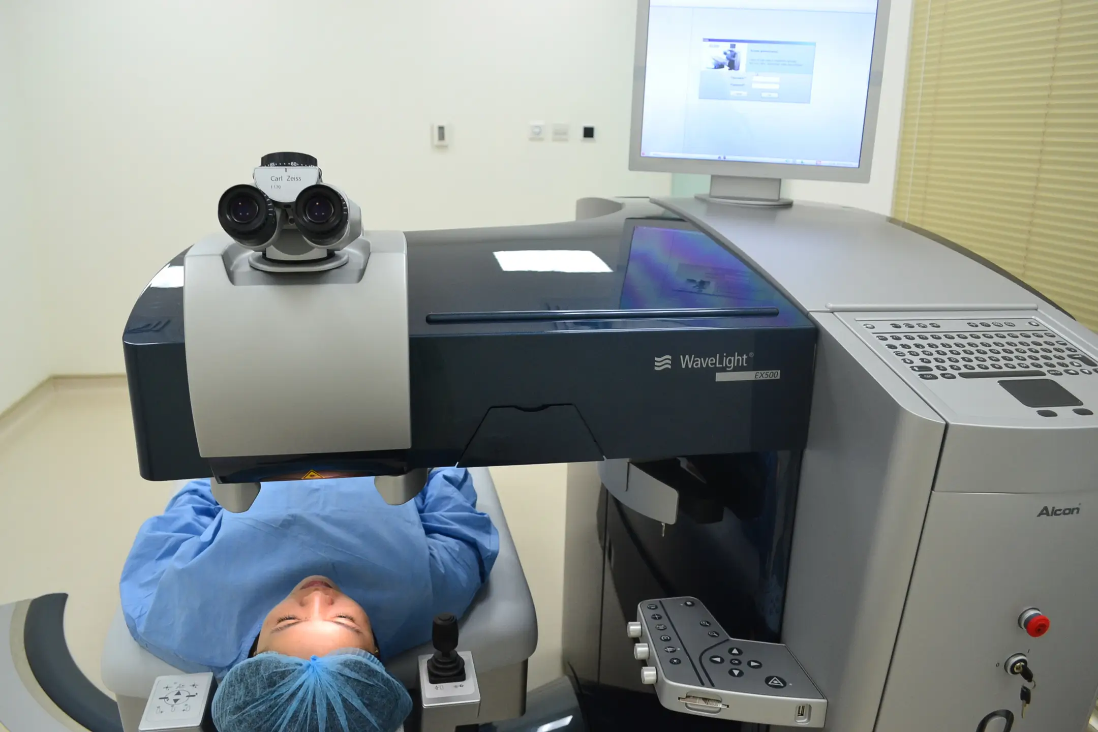 Lasik-Surgery-Wavelight