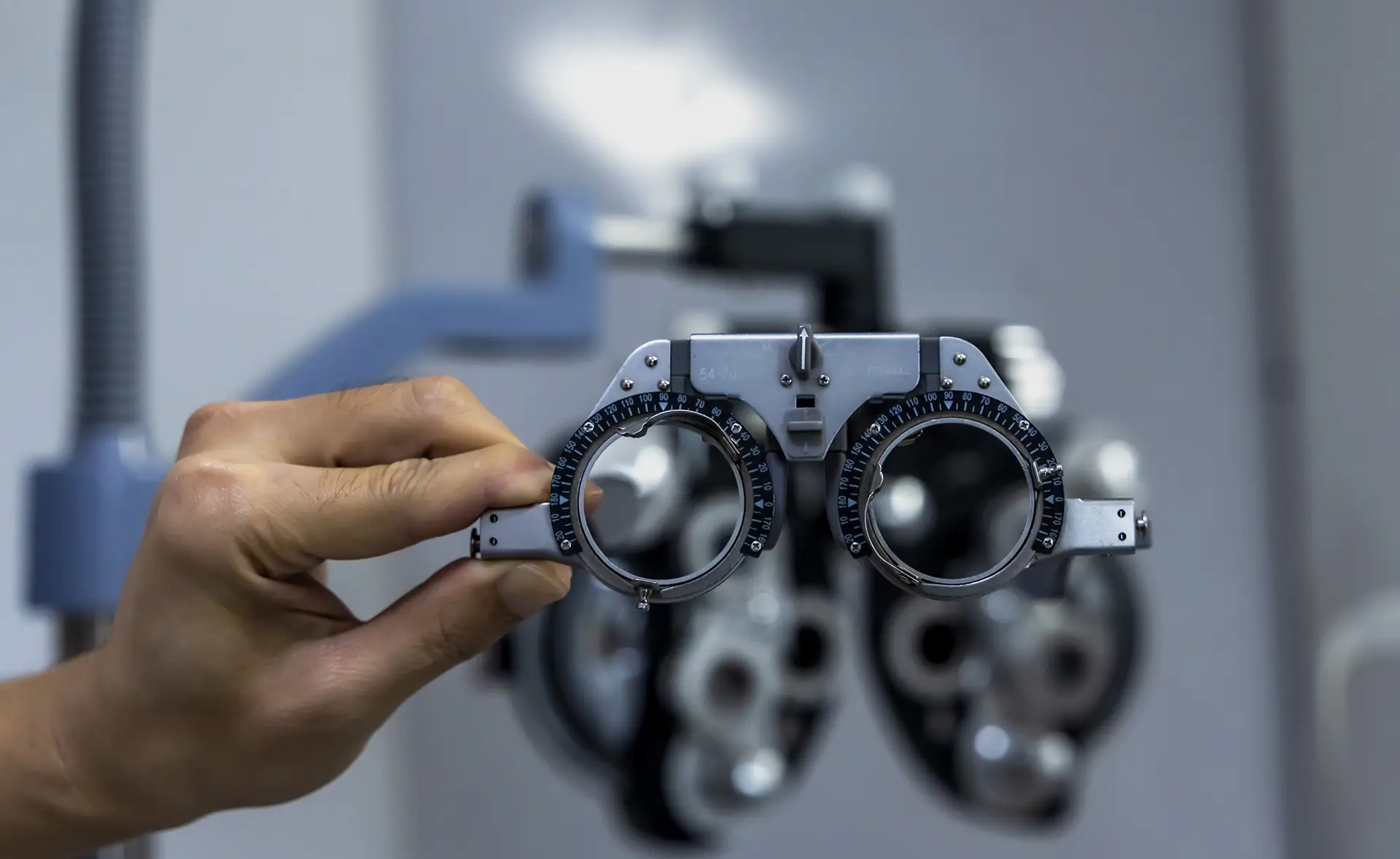 comprehensive-eye-exam